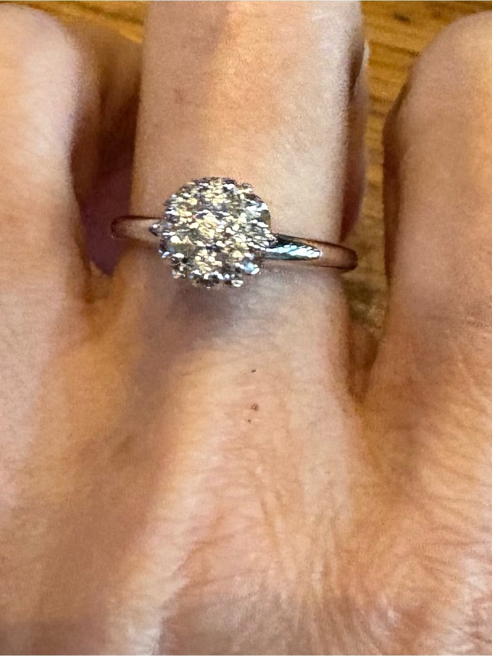 Brand new sterling silver Round Cluster Diamond Ring, Size 5